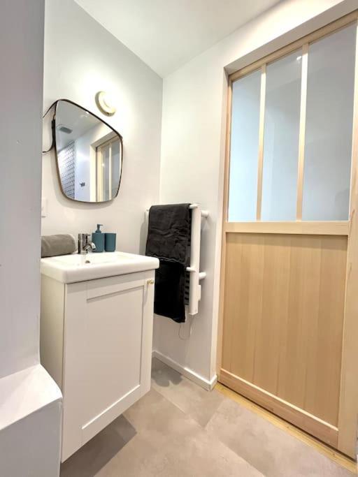 Studio Jade : Charmant Logement Place Clemenceau Pau Exterior foto