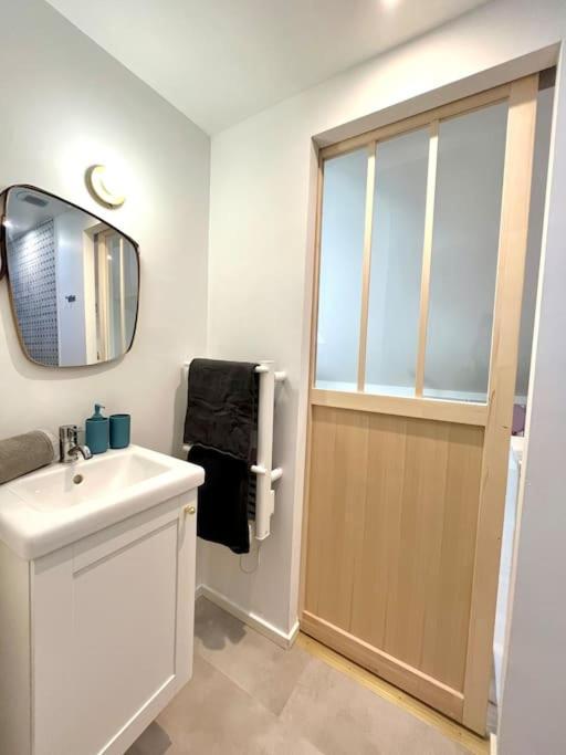 Studio Jade : Charmant Logement Place Clemenceau Pau Exterior foto